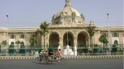 UP Vidhan Sabha Session LIVE: योगी सरकार आज पेश करेगी अनुपूरक बजट, वंदे मातरम पर भी होगी विशेष चर्चा