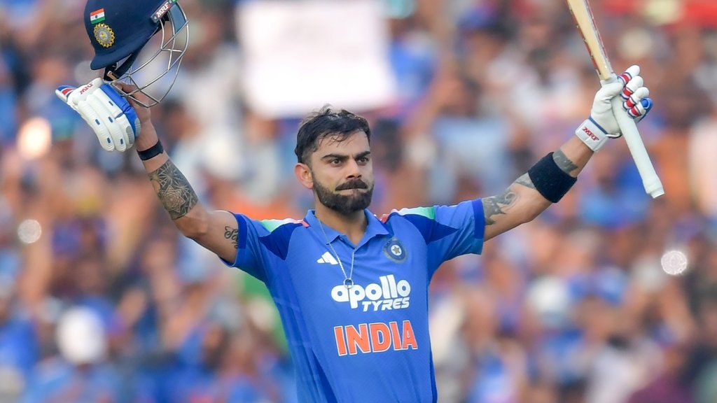 IND vs NZ, Virat Kohli, Virat Kohli Century, Virat Kohli ODI Century, Virat Kohli International Hundreds, Sachin Tendulkar 100 Century, Virat kohli vs Sachin tendulkar, IND vs NZ 3rd ODI, Virat kohli Hundred Indore, Indore ODI, Virat Kohli International Centuries