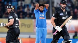 IND vs NZ: मिचेल-फिलिप्स के शतक, कीवी बल्लेबाजों ने निकाली गेंदबाजों की हवा; भारत को मिला 338 का लक्ष्य