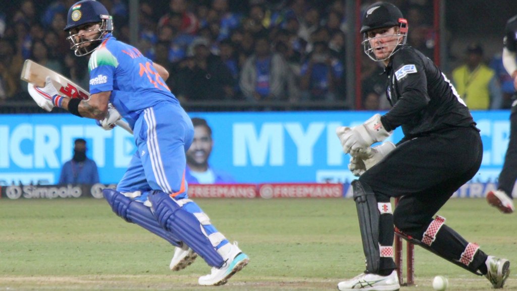 Virat Kohli 124 runs, India vs New Zealand 3rd ODI, Virat Kohli century, Sunil Gavaskar on Kohli