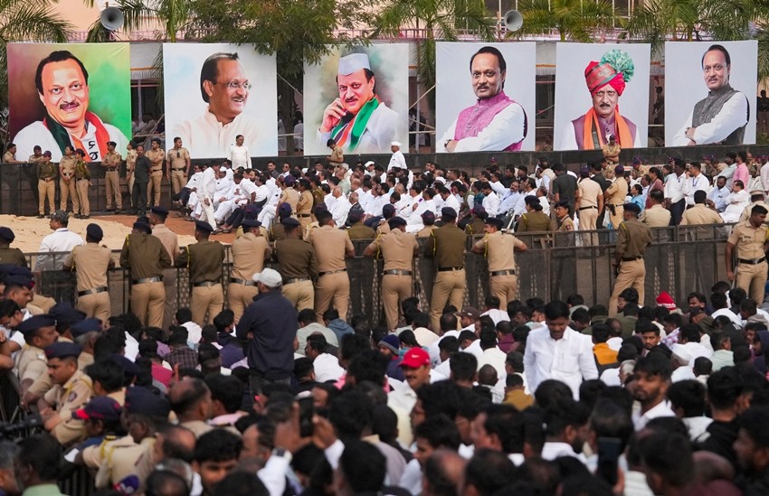 Public pays tribute to Ajit Pawar