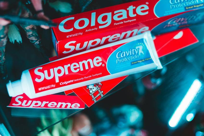 Colgate. American products used in India
