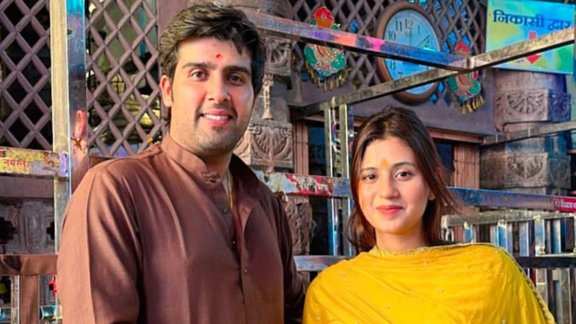 Anjali Arora | Akash Sansanwal | Fake Pass