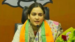 प्रतीक यादव ने पत्नी अपर्णा को बताया स्वार्थी, तलाक देने की कही बात