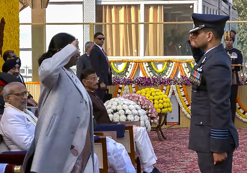 Republic Day Parade Reflects India Strength as President Murmu and PM Modi Lead the Nation