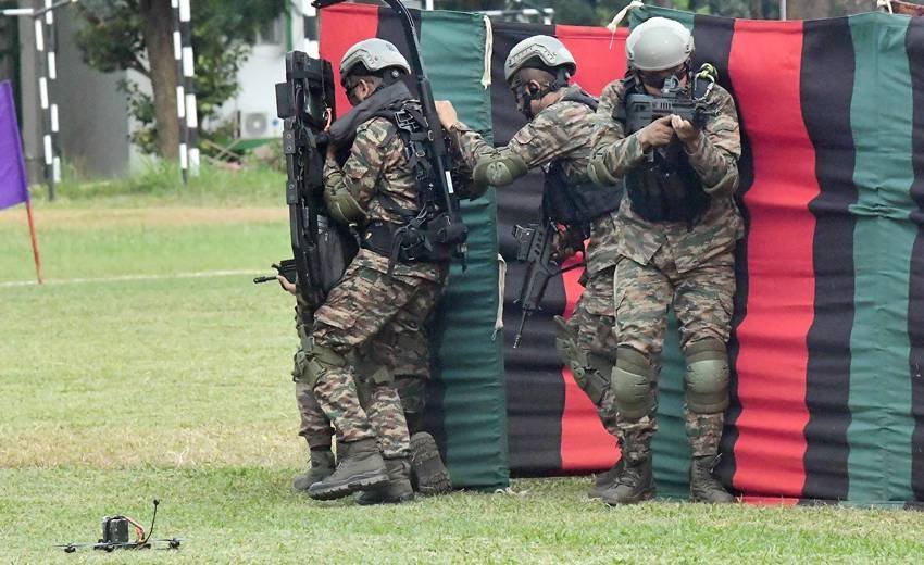 Weapons used by Bhairav Battalion