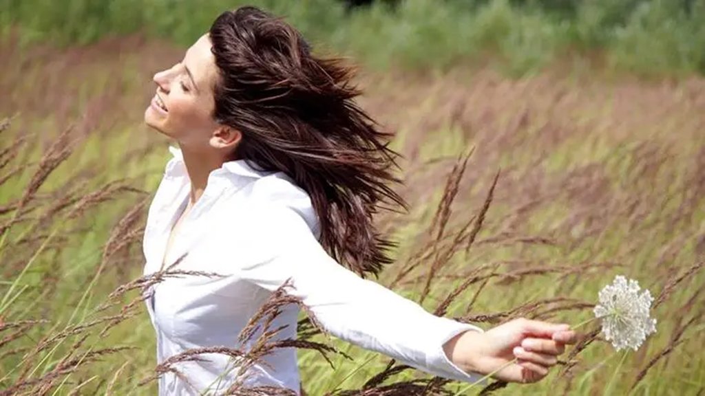 मानसिक और शारीरिक स्वास्थ्य आपकी ब्यूटी रूटीन का हिस्सा हैं। (Source: Pixabay)