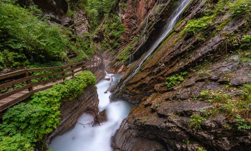 beautiful places before summer