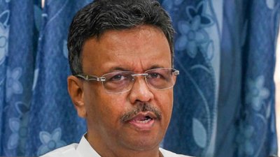 ‘जयशंकर बांग्लादेश गए तो क्या वह एंटी नेशनल हो गए…’,