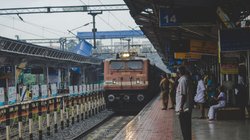 Gangasagar Mela 2026 Special Trains: रेलवे का बड़ा ऐलान, यात्रियों के लिए रोजाना चलेंगी 18 स्पेशल लोकल ट्रेनें, देखें लिस्ट