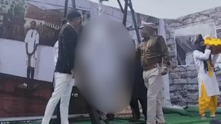 Guna Jail officials faces heat as bizarre republic day program pictures and clip goes viral read complete details