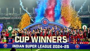 ISL, Indian Super League, I League, Indian Football League, Indian Football, Indian Football Tournament, Football News In Hindi, Kalyan Chaubey, Mansukh Mandaviya, Football, Sports Minister, Indian Sports Ministry