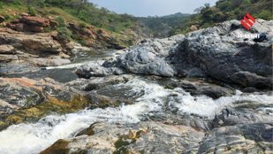 Indian Rivers That Temporarily Flow in Reverse