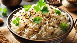 घर पर बनाएं होटल जैसा देसी घी की खुशबू वाला जीरा चावल, लंच-डिनर के लिए है परफेक्ट ऑप्शन