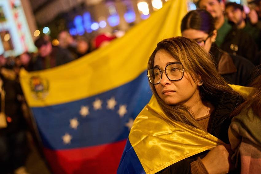 Nike tracksuit price