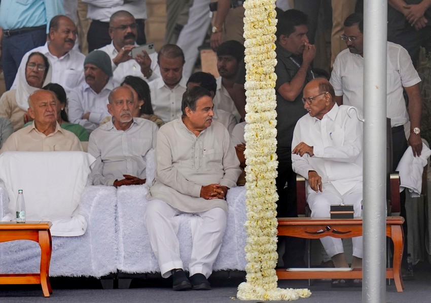 Ajit Pawar family pays last respects