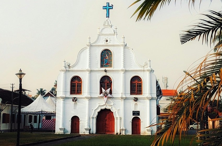 Portuguese words in Hindi