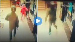 ग्रेटर नोएडा की सोसाइटी में चेन स्नैचिंग की कोशिश, लुटेरे ने लिफ्ट के अंदर घुसकर बुजुर्ग महिला को किया टारगेट