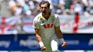 Travis Head, Mitchell Starc, Ashes 2025-26