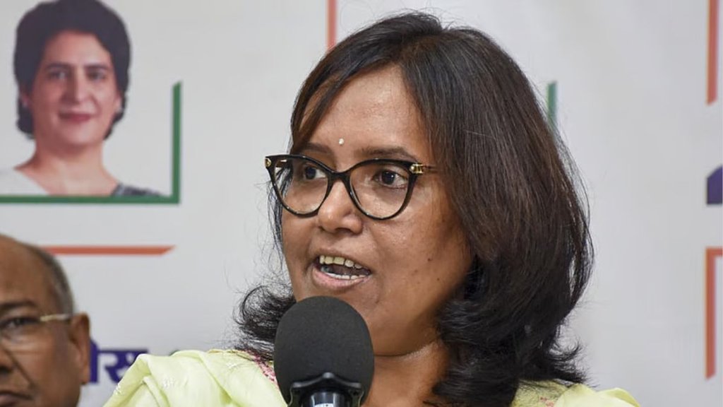 Brihanmumbai Municipal Corporation elections, Varsha Gaikwad resignation, Maha Vikas Aghadi, Congress Mumbai unit,