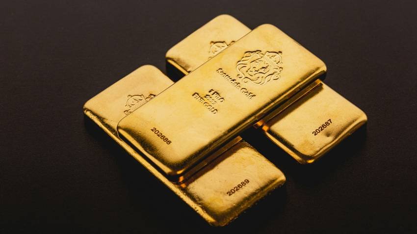 gold in energy efficient glass