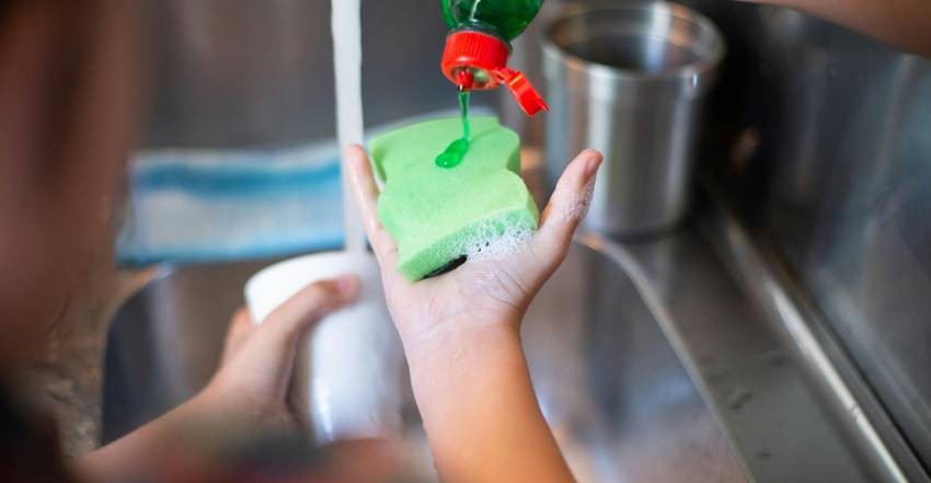 how to clean white clothes