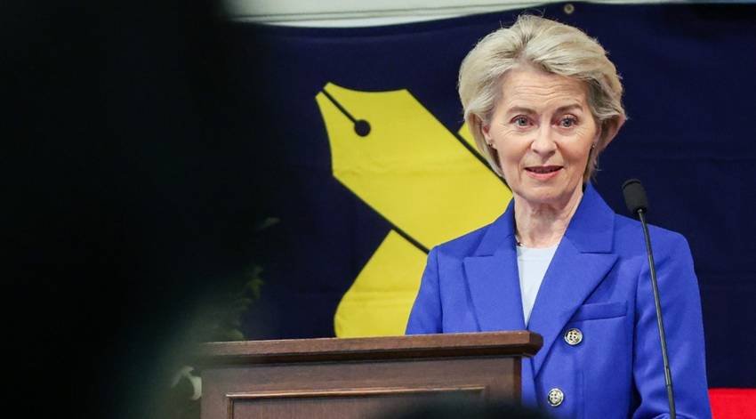 Ursula von der Leyen Photos