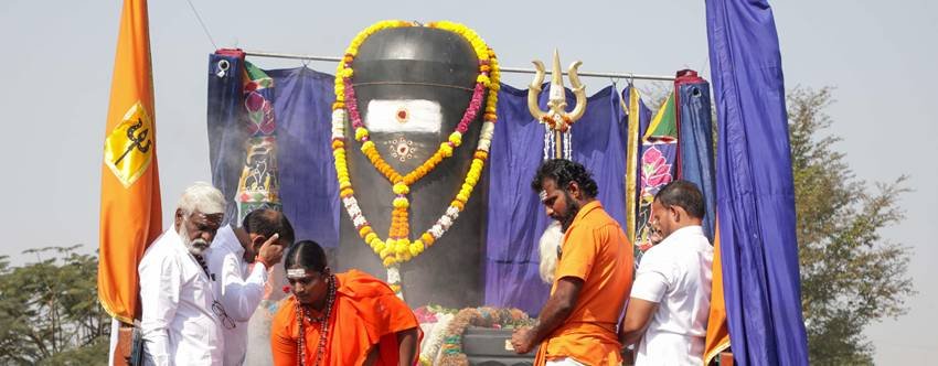Mahabalipuram large shivling carving