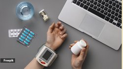 BP Medicine & Kidney: क्या वाकई बीपी की दवा किडनी खराब करती है? कार्डियोलॉजिस्ट ने तोड़ा बरसों पुराना डर, जान लें सच