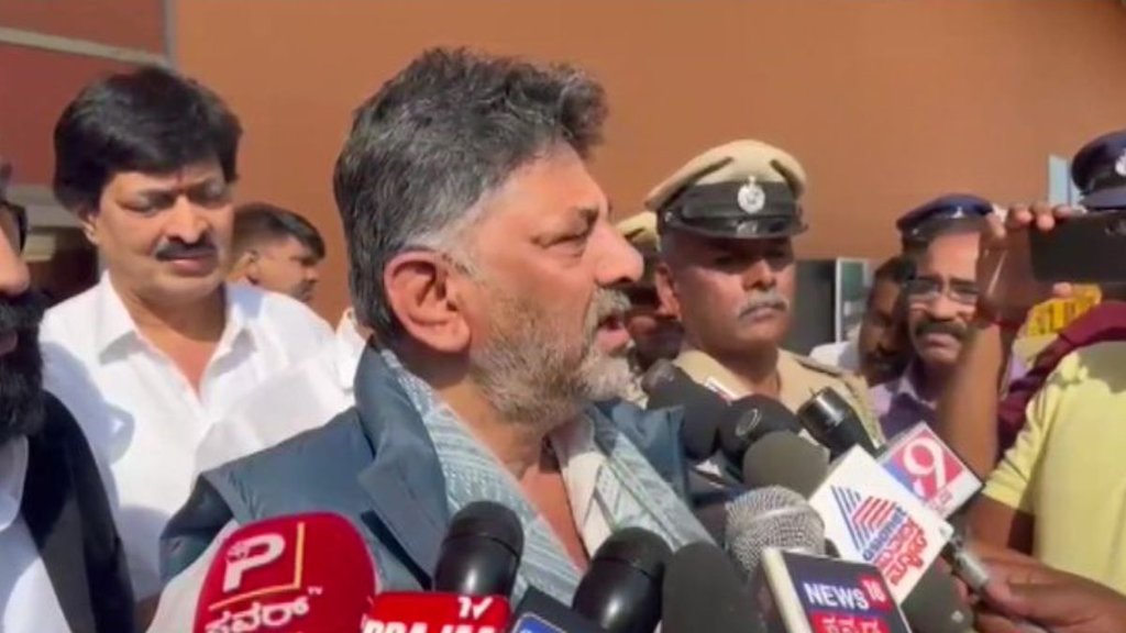 dk shivkumar, karnataka power tussle,Siddaramaiah