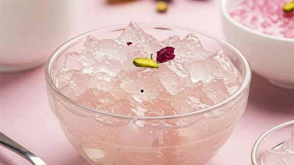 Gond Katira for Constipation, Digestion Improvement Natural Remedy, Gond Katira Benefits, Fiber Rich Natural Food, Constipation Relief Foods,