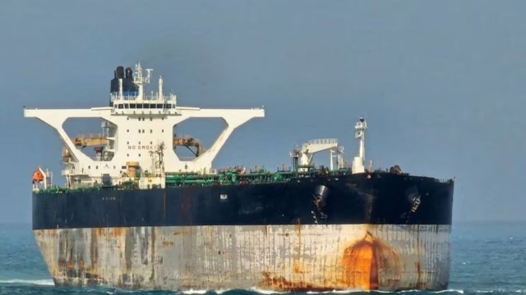 russia america tension | oil tanker |