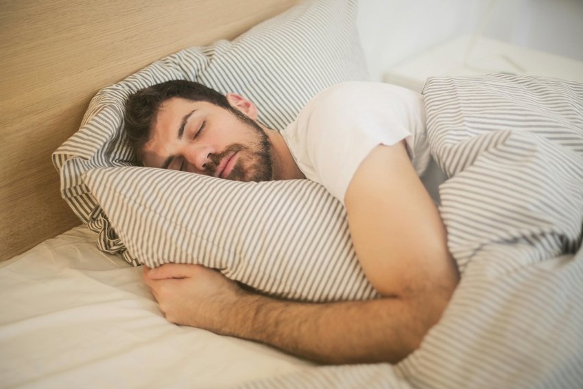unhealthy sleep habits