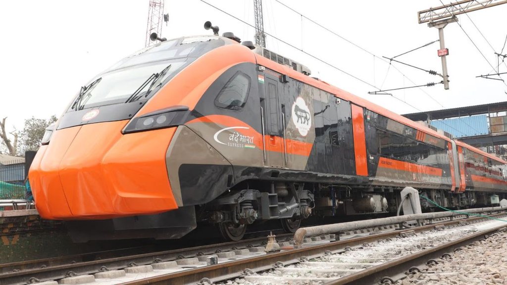 Howrah-Guwahati Vande Bharat Sleeper, Howrah-Guwahati Vande Bharat Sleeper reservation,