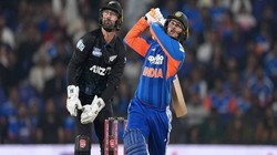 ‘सूर्यकुमार यादव से सीख लो’; लगातार 3 बार डक पर आउट होने के बाद अभिषेक को वीरेंद्र सहवाग ने दी सलाह