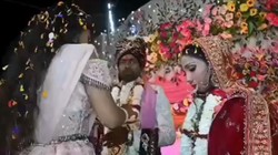 बक्सर: वरमाला के स्टेज पर दुल्हन की हत्या, मेहमानों के बीच छिपा था नकाबपोश हमलावर, पुलिस बोली – प्रेम प्रसंग का मामला