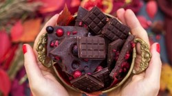 वैलेंटाइन वीक में चॉकलेट डे क्यों है खास? जानिए इसका इतिहास और महत्व