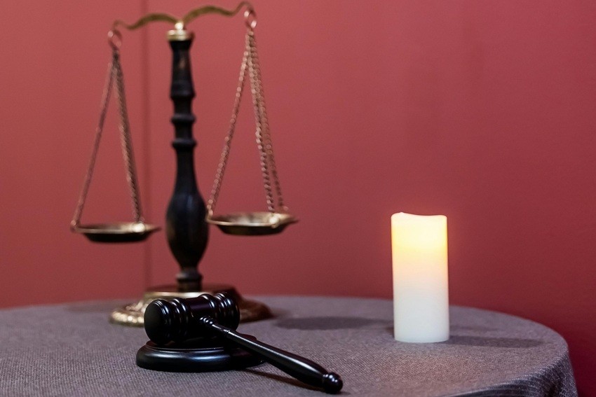 Crazy laws still enforced today