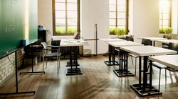 दिल्ली के 9 स्कूलों को बम की धमकी, खाली कराया गया कैंपस, बम निरोधक दस्ते ने शुरू की जांच