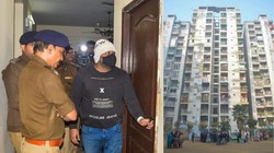 गाजियाबाद: ‘दो बहनें एक-दूसरे को गले लगा रही थीं’, चश्मदीद ने बताई ट्रिपल सुसाइड केस की आंखों देखी कहानी