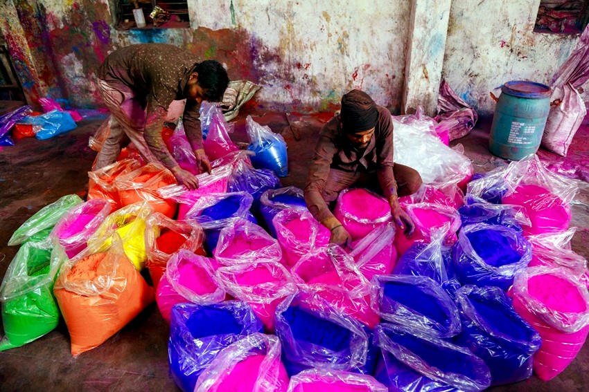 Holi shopping in India