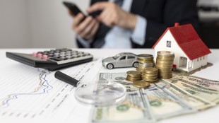 Income Tax Department tracking income and expenses through digital data and AIS