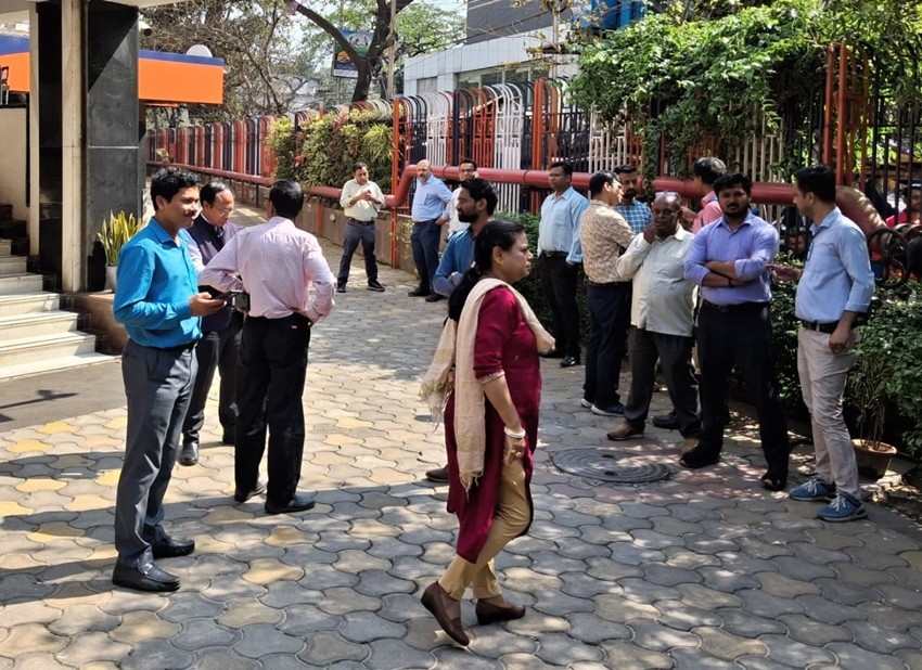 Kolkata tremors today