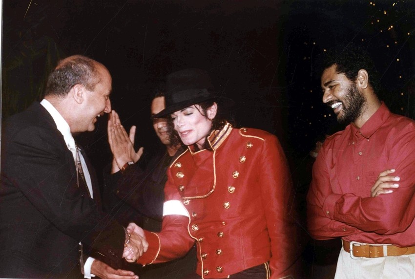 MICHAEL JACKSON