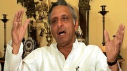 ‘कोई पार्टी इतनी मूर्ख कैसे हो सकती है?’, कांग्रेस नेतृत्व पर निशाना साध मणि शंकर अय्यर बोले- पवन खेड़ा प्रवक्ता नहीं तोता हैं