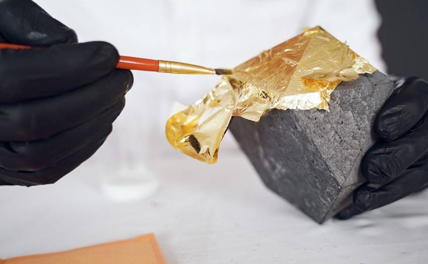 gold in HIV treatment