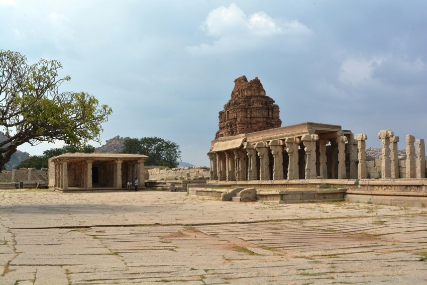 Musical pillars Hampi mystery