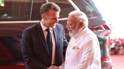 हम बनाएंगे एवरेस्ट के ऊपर उड़ने वाला हेलीकॉप्टर, मैंक्रों से मुलाकात में पीएम मोदी का बड़ा ऐलान