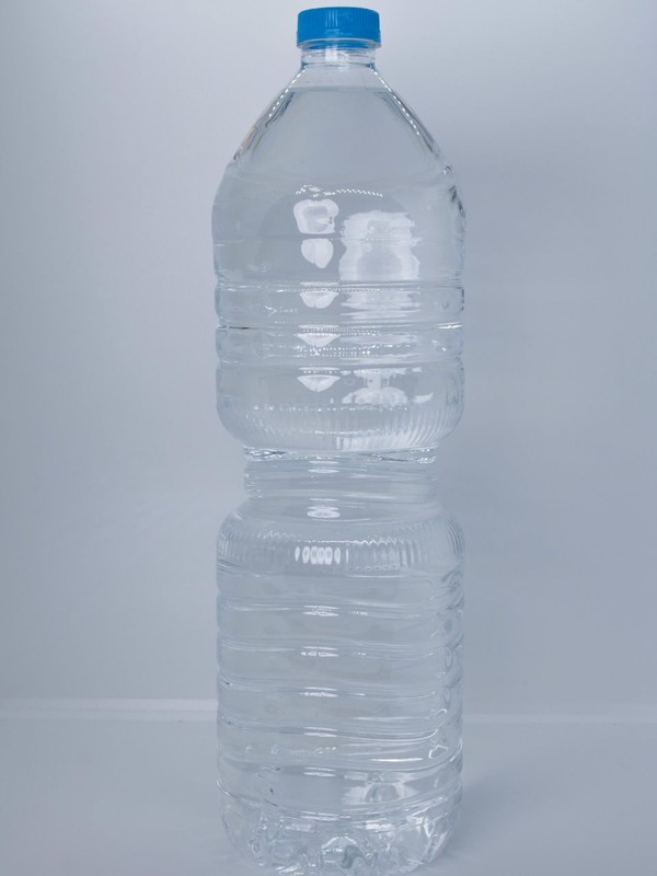 New Study Warns Bottled Water May Contribute to Hormone and Health Risks