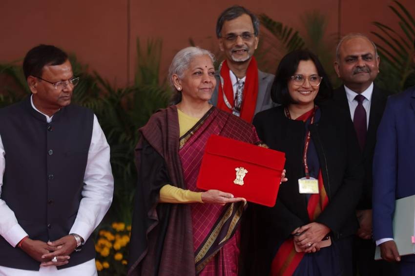 Nirmala Sitharaman budget look